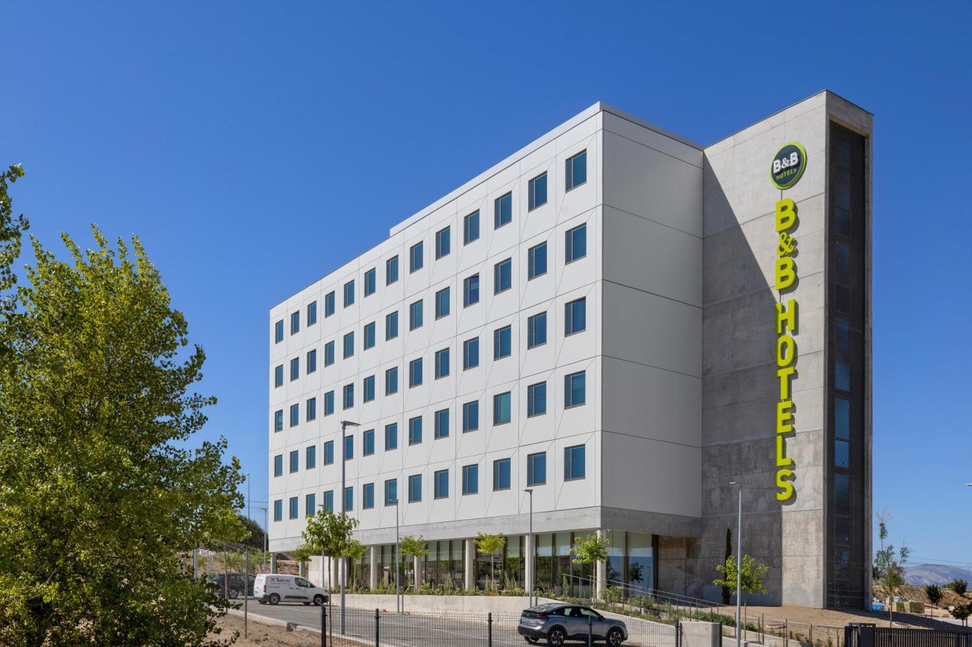 B&B Hotel Madrid טרס קנטוס מראה חיצוני תמונה