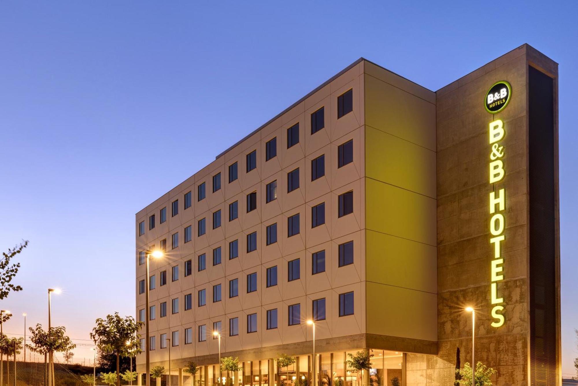 B&B Hotel Madrid טרס קנטוס מראה חיצוני תמונה